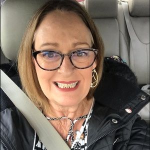 Meet your Posher, Patricia